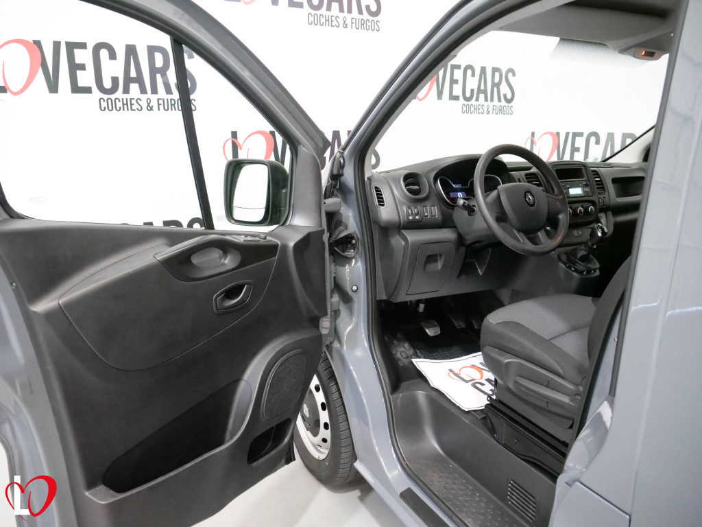 RENAULT TRAFIC 2.0 DCI COMBI 6 L2 120 de segunda mano
