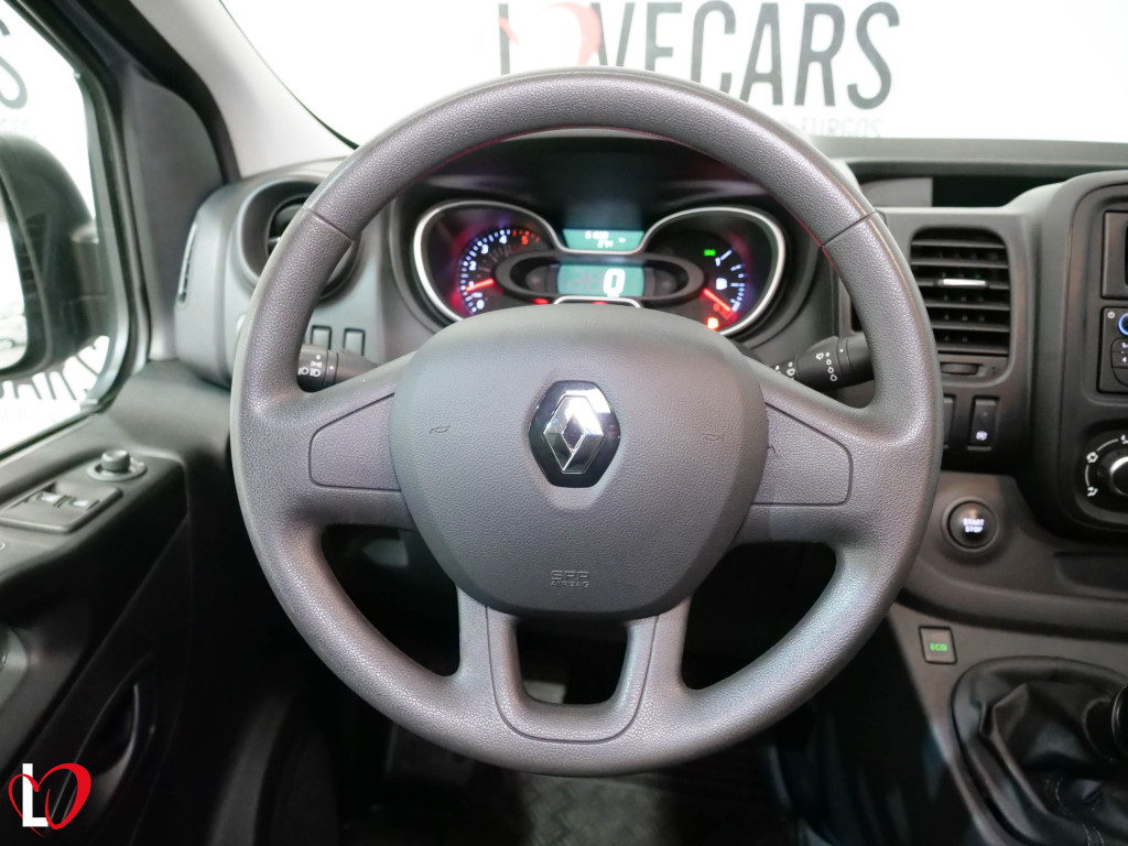 RENAULT TRAFIC 2.0 DCI COMBI 6 L2 120 de segunda mano