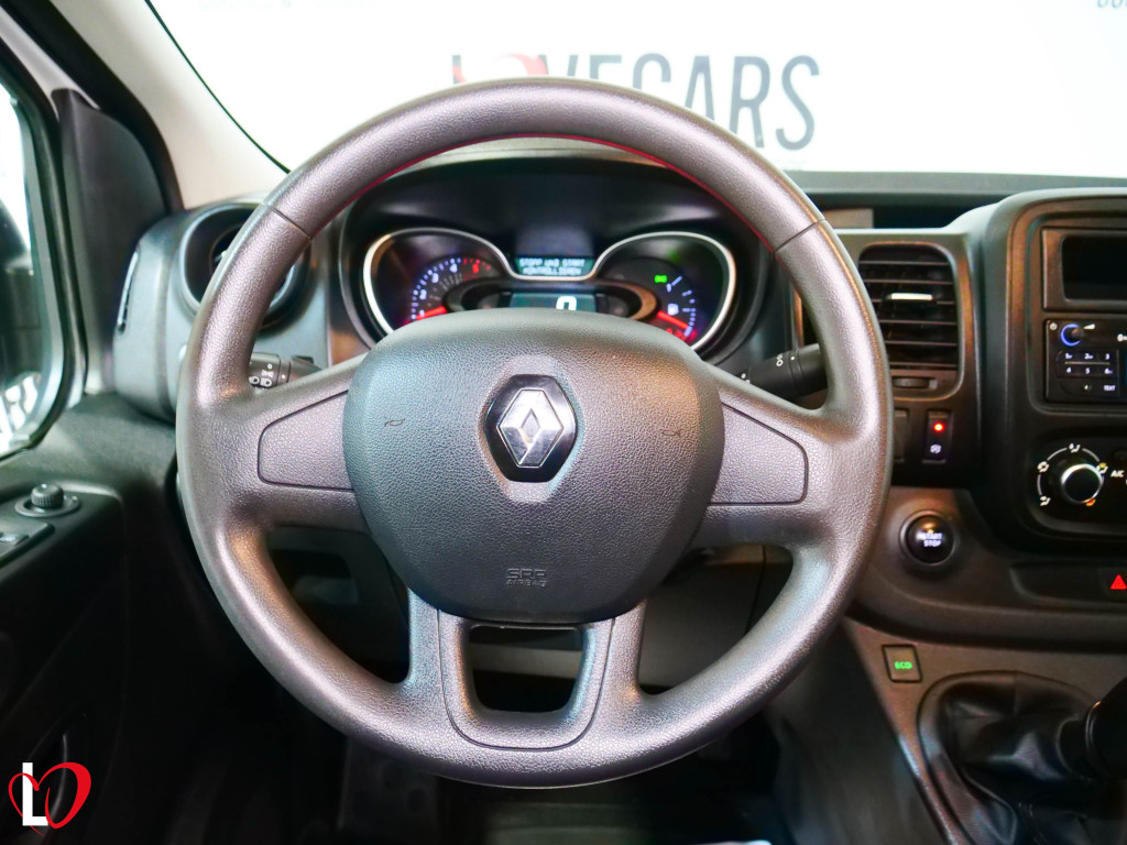 RENAULT TRAFIC 2.0 DCI COMBI 6 L2 120 de segunda mano