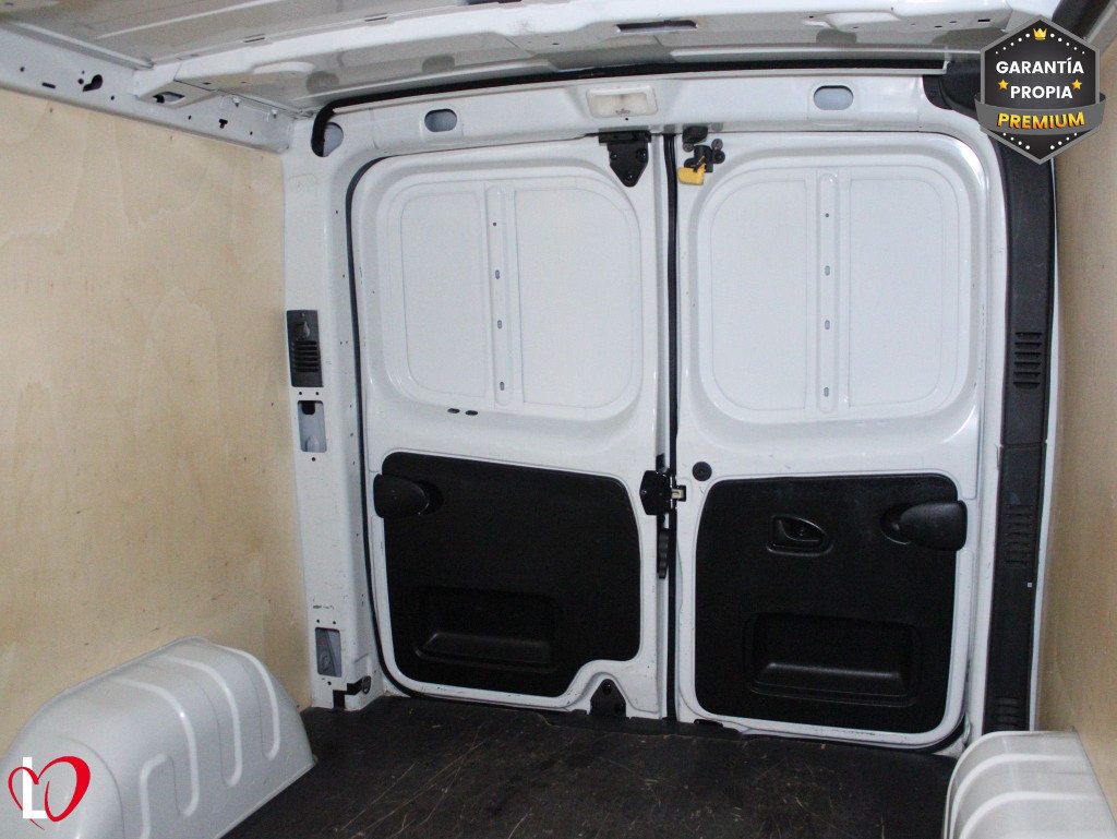 RENAULT TRAFIC 2.0 DCI FG. L2 H1 GPS 120 de segunda mano