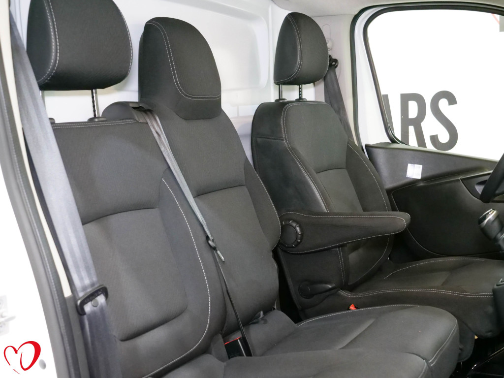 RENAULT TRAFIC 2.0 DCI FURGON L2 120 de segunda mano