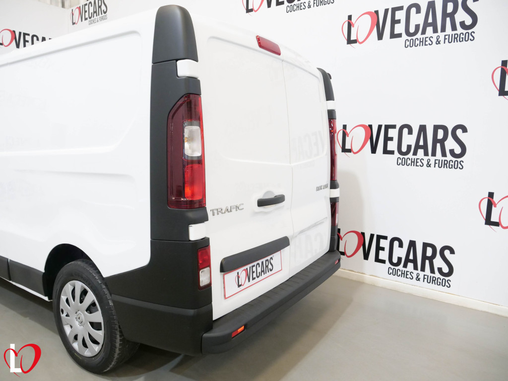 RENAULT TRAFIC 2.0 DCI FURGON L2 120 de segunda mano