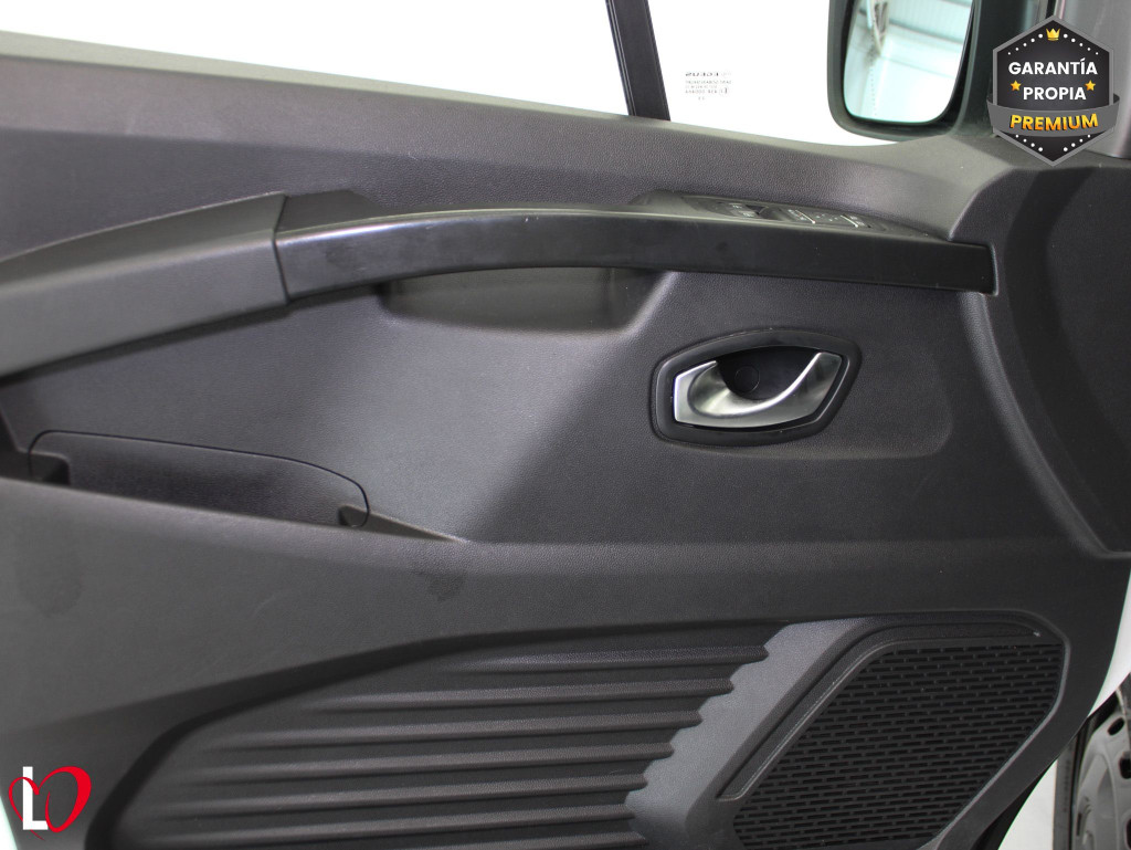RENAULT TRAFIC 2.0 DCI FURGON L2 3T GPS 130 de segunda mano
