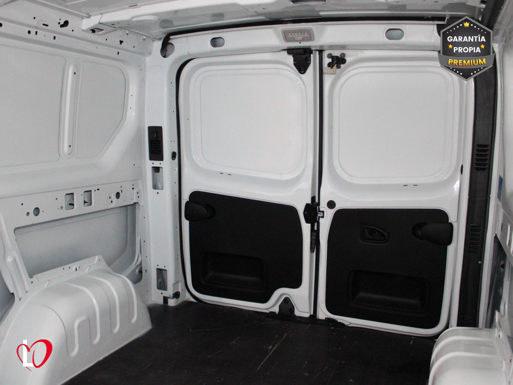 RENAULT TRAFIC 2.0 DCI FURGÓN L2 H1 2800KG GPS 130 de segunda mano