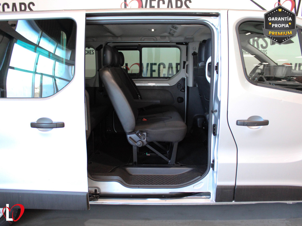 RENAULT TRAFIC 2.0 DCI LARGA COMBI 9 150 de segunda mano