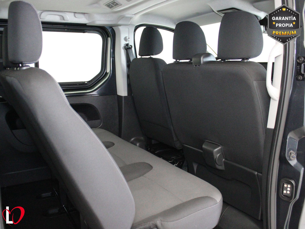 RENAULT TRAFIC 2.0 DCI LARGA COMBI 9 150 de segunda mano