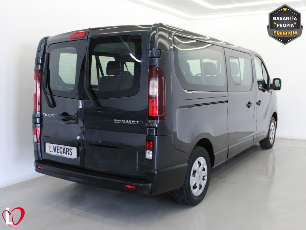 RENAULT TRAFIC 2.0 DCI LARGA COMBI 9 150 de segunda mano