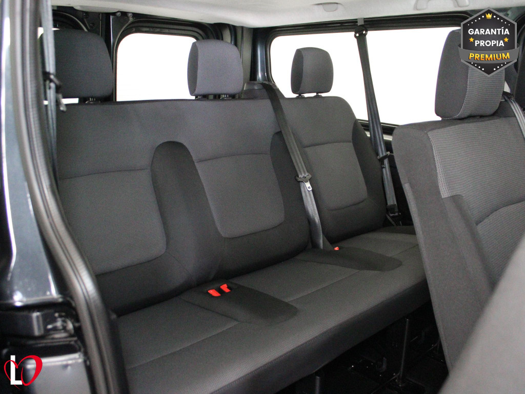 RENAULT TRAFIC 2.0 DCI LARGA COMBI 9 150 de segunda mano