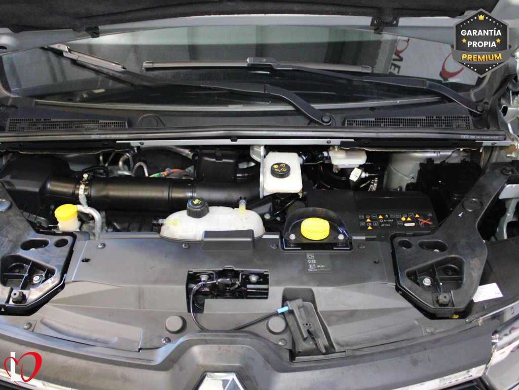 RENAULT TRAFIC 2.0 DCI LARGA COMBI 9 150 de segunda mano