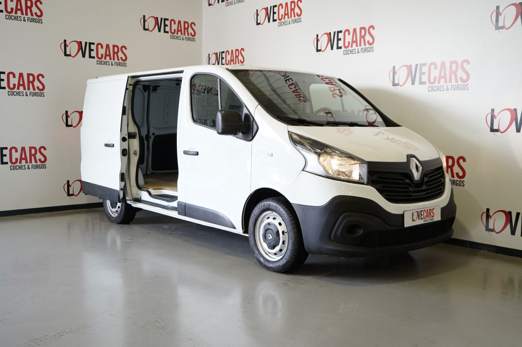 RENAULT TRAFIC DCI FURGON CERRADO 90 de segunda mano