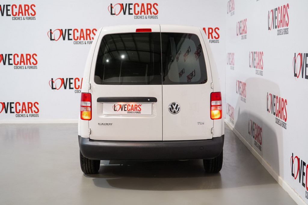 VOLKSWAGEN CADDY 1.6 TDI FURGÓN CERRADO 75 de segunda mano