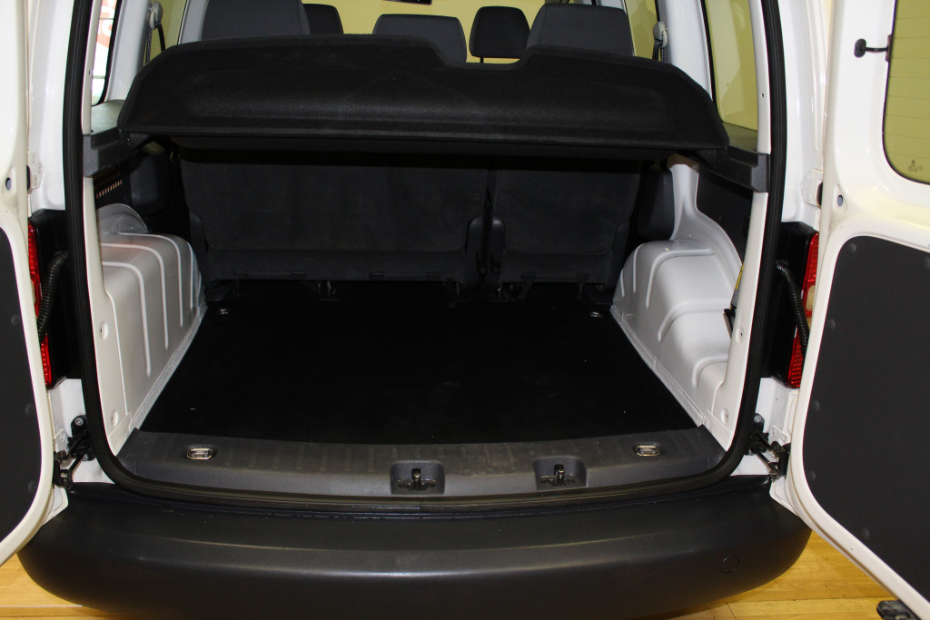 VOLKSWAGEN CADDY 1.6 TDI KOMBI  de segunda mano