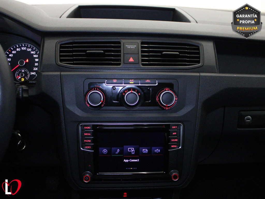 VOLKSWAGEN CADDY 2.0 TDI BMT FURGÓN CERRADO 102 de segunda mano