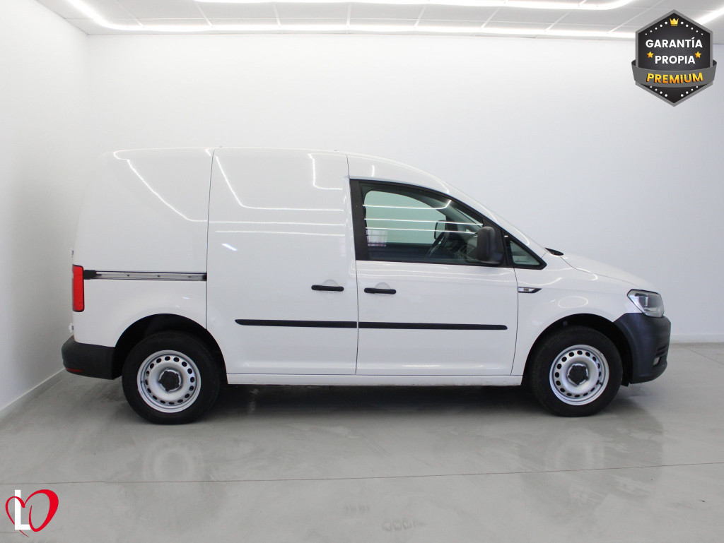 VOLKSWAGEN CADDY 2.0 TDI BMT FURGÓN CERRADO 102 de segunda mano