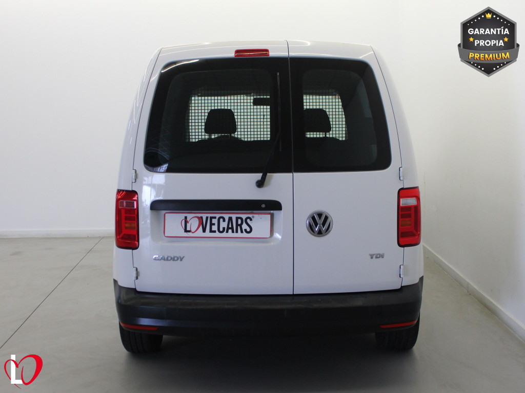 VOLKSWAGEN CADDY 2.0 TDI BMT FURGÓN CERRADO 102 de segunda mano