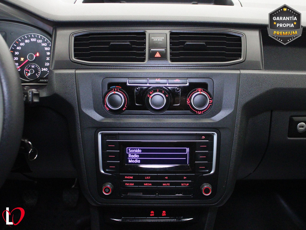VOLKSWAGEN CADDY 2.0 TDI BUSINESS FURGÓN 4X4 6 VEL 122 de segunda mano