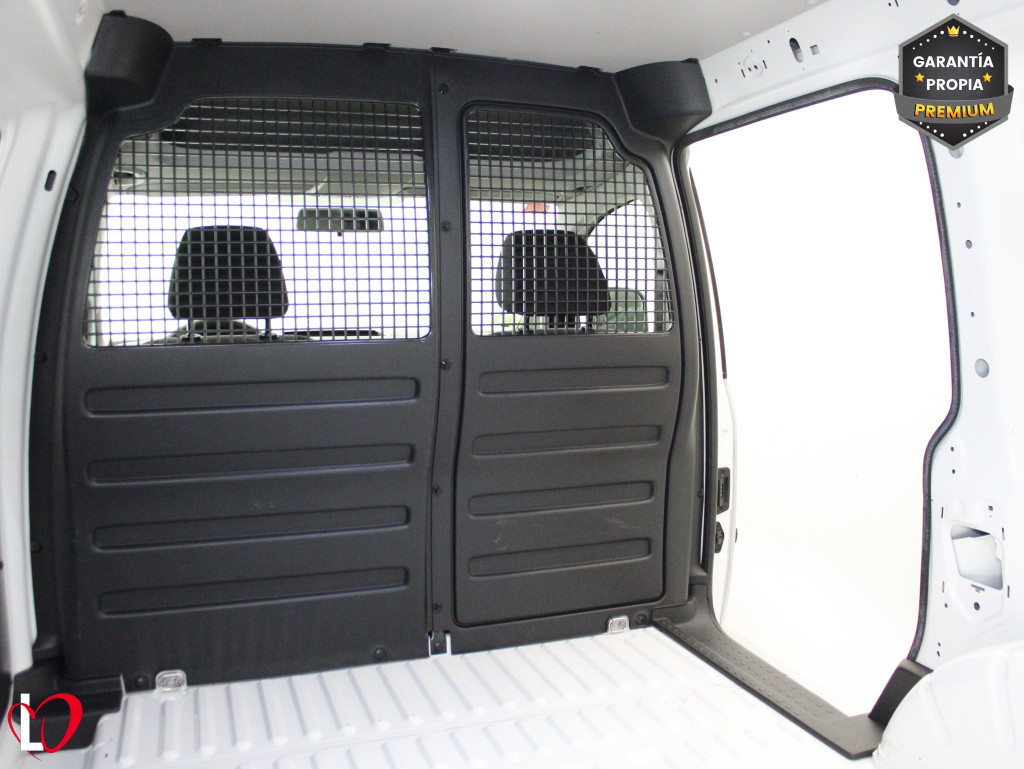 VOLKSWAGEN CADDY 2.0 TDI BUSINESS FURGÓN 4X4 6 VEL 122 de segunda mano