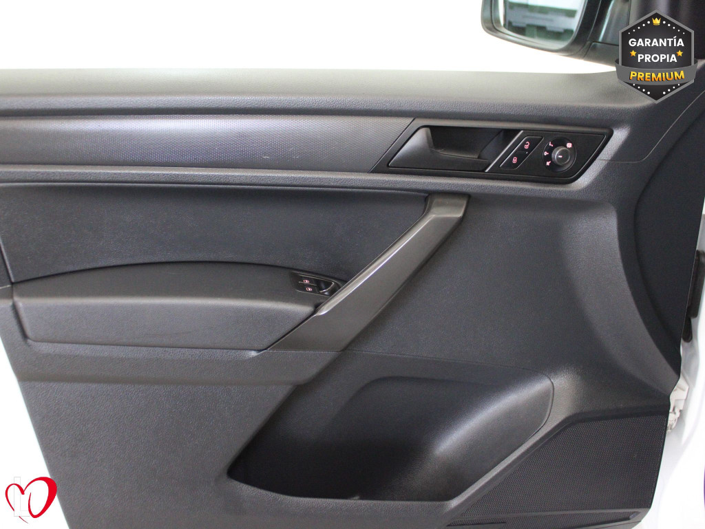 VOLKSWAGEN CADDY 2.0 TDI BUSINESS FURGÓN 4X4 6 VEL 122 de segunda mano