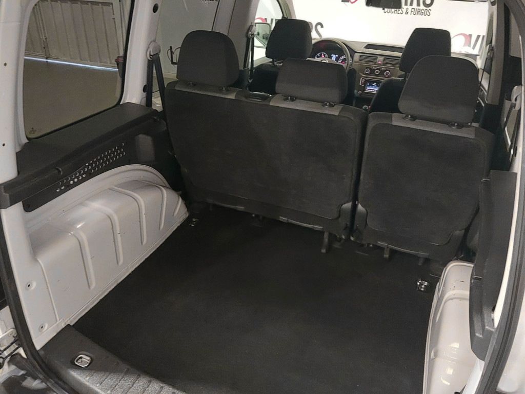 VOLKSWAGEN CADDY 2.0 TDI COMBI 5 PLAZAS 102 de segunda mano