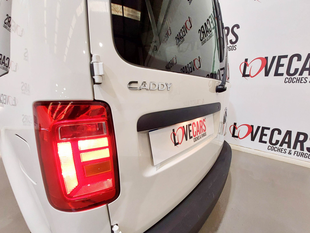 VOLKSWAGEN CADDY 2.0 TDI COMBI 5 PLAZAS 102 de segunda mano