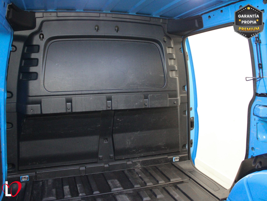 VOLKSWAGEN CADDY 2.0 TDI FURGÓN CARGO 6 VEL 75 de segunda mano