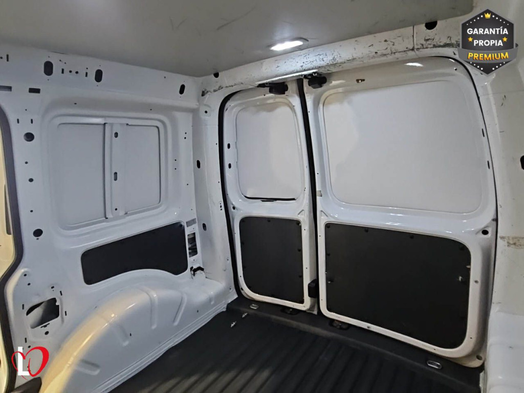 VOLKSWAGEN CADDY 2.0 TDI FURGÓN CERRADO 102 de segunda mano