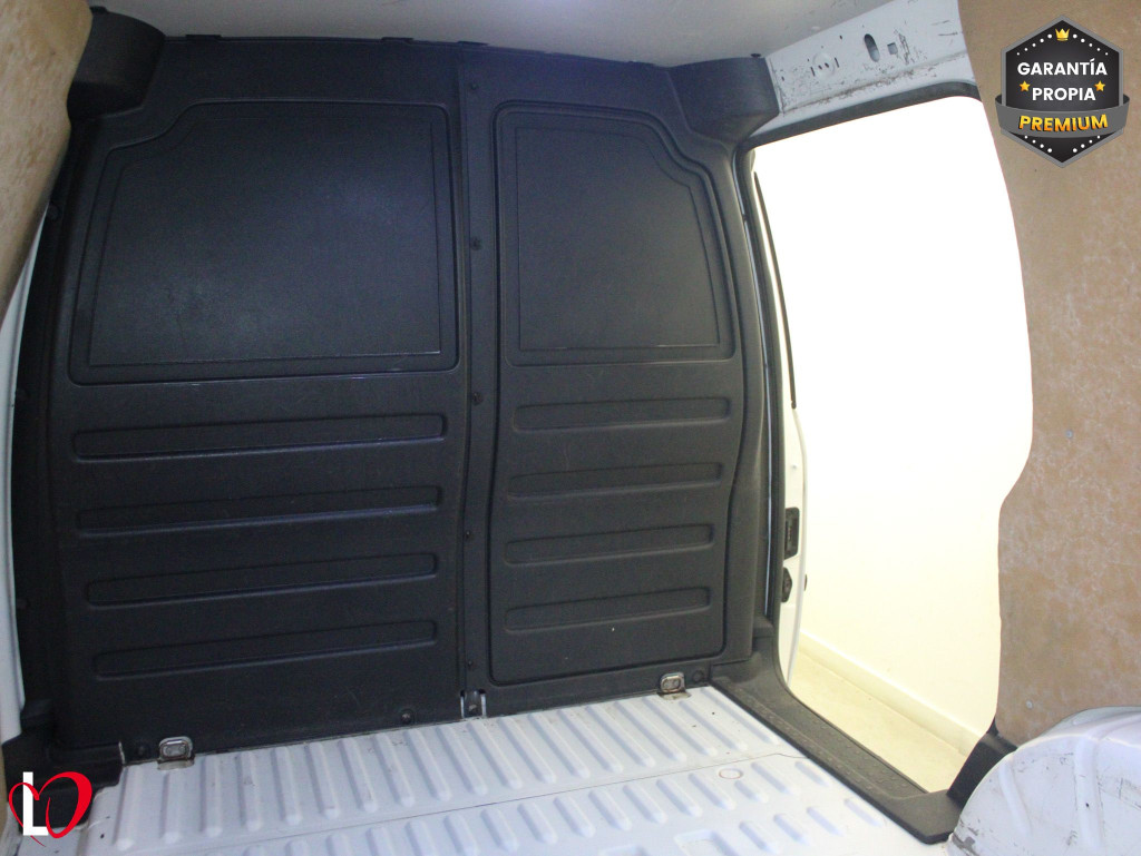 VOLKSWAGEN CADDY 2.0 TDI FURGÓN CERRADO 102 de segunda mano