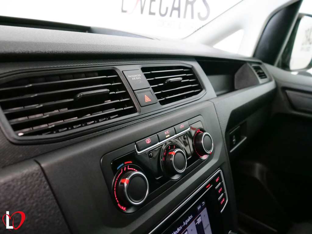 VOLKSWAGEN CADDY 2.0 TDI FURGÓN CERRADO 102 de segunda mano