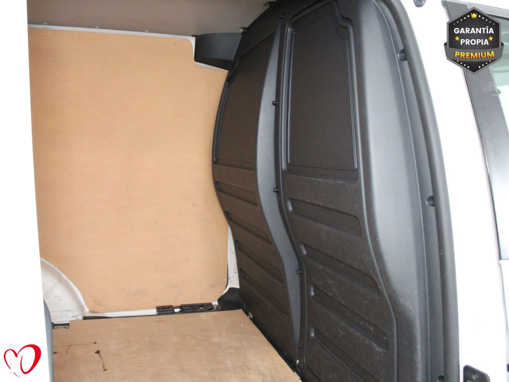 VOLKSWAGEN CADDY 2.0 TDI FURGÓN CERRADO 102 de segunda mano