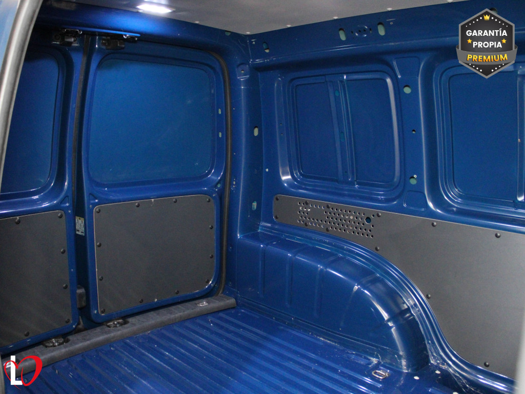 VOLKSWAGEN CADDY 2.0 TDI FURGÓN CERRADO 102 de segunda mano