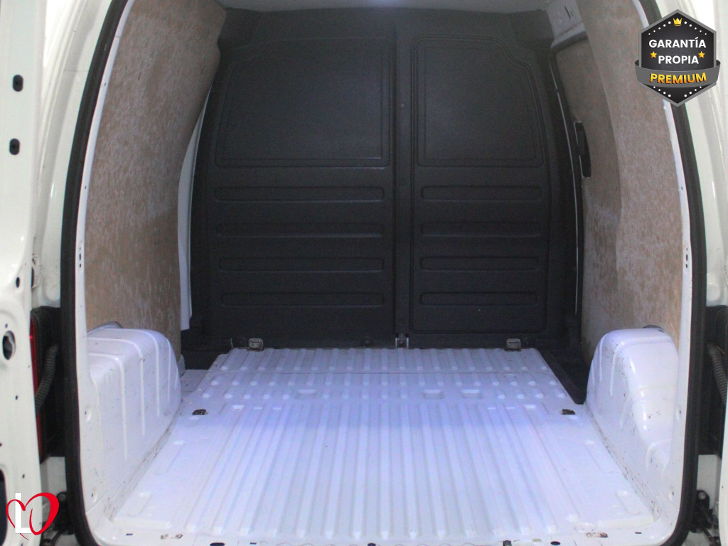 VOLKSWAGEN CADDY 2.0 TDI FURGÓN CERRADO 102 de segunda mano