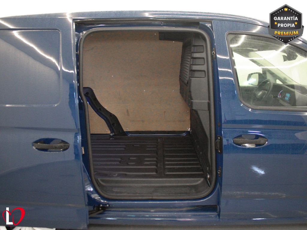 VOLKSWAGEN CADDY 2.0 TDI FURGÓN CERRADO MAXI 102 de segunda mano