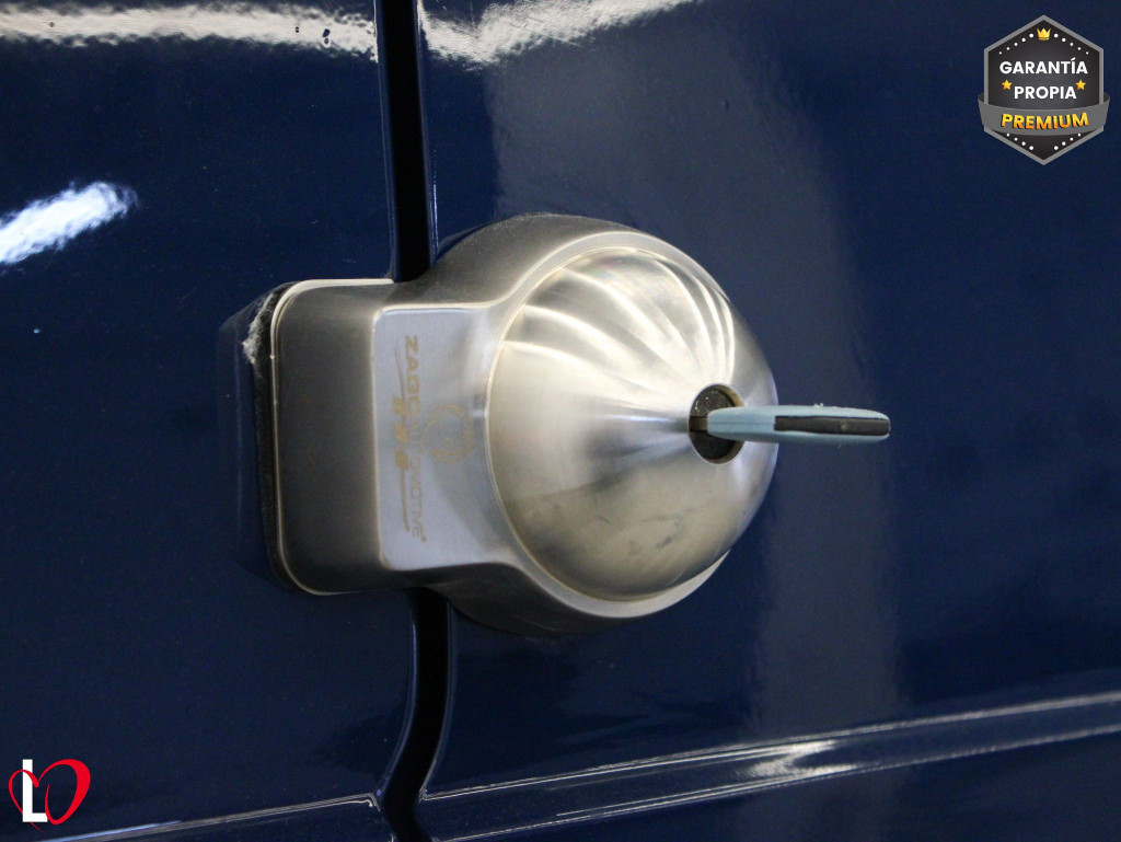 VOLKSWAGEN CADDY 2.0 TDI FURGÓN CERRADO MAXI 102 de segunda mano