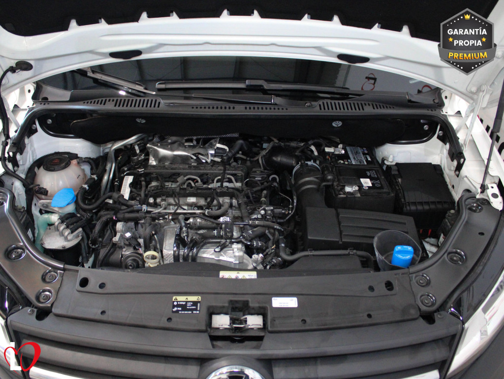 VOLKSWAGEN CADDY 2.0 TDI FURGÓN COMBI 102 de segunda mano