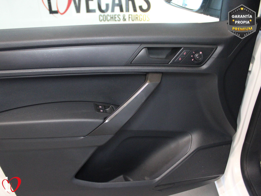 VOLKSWAGEN CADDY 2.0 TDI FURGÓN COMBI 102 de segunda mano