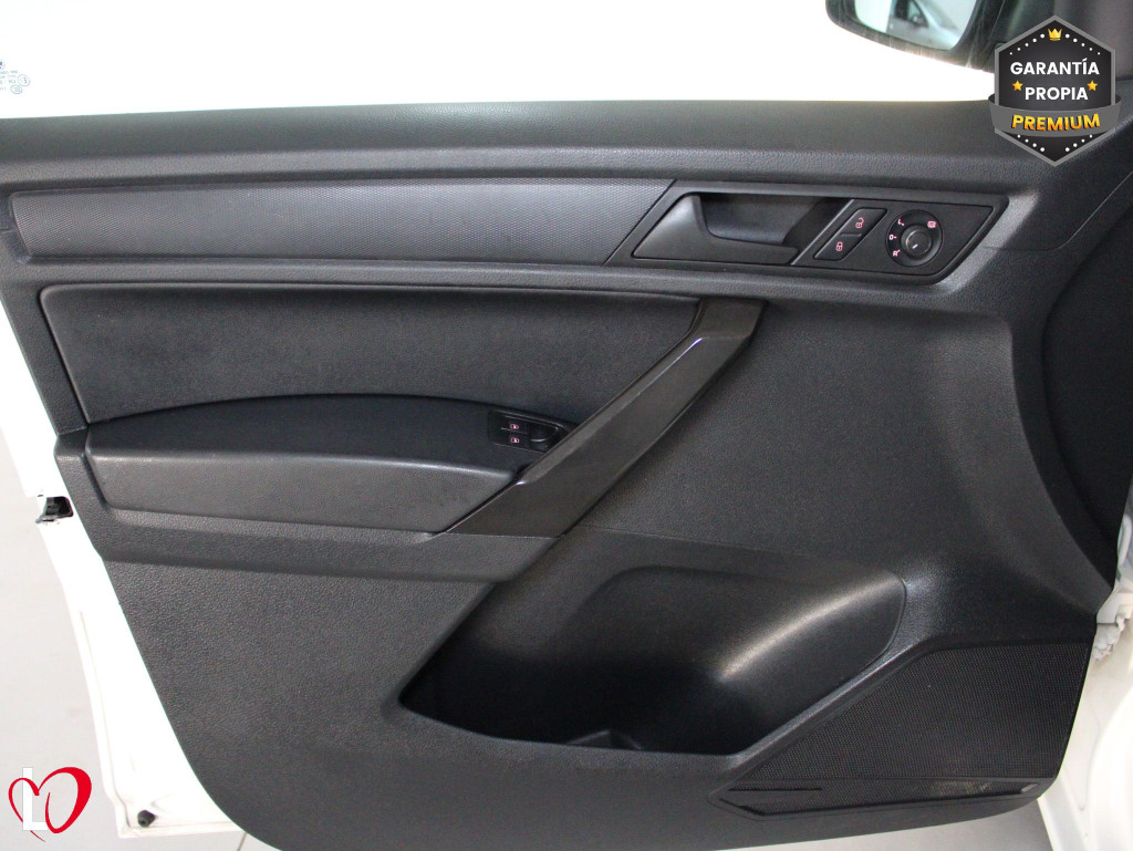 VOLKSWAGEN CADDY 2.0 TDI FURGÓN ISOTERMO 102 de segunda mano