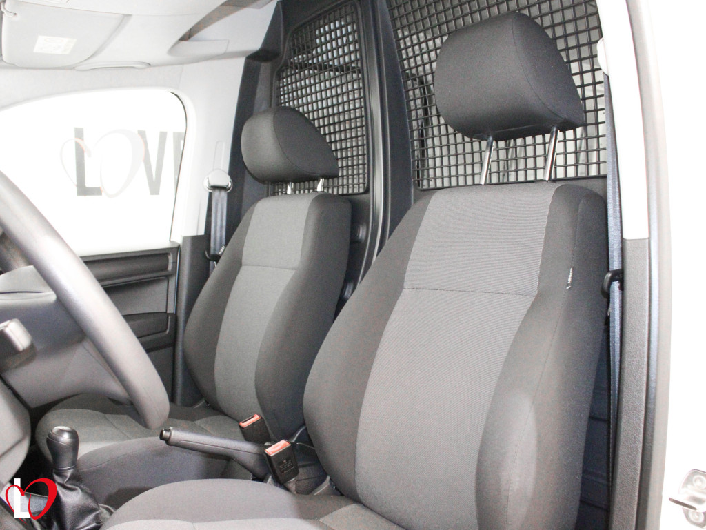 VOLKSWAGEN CADDY 2.0 TDI FURGON MAXI 102 de segunda mano