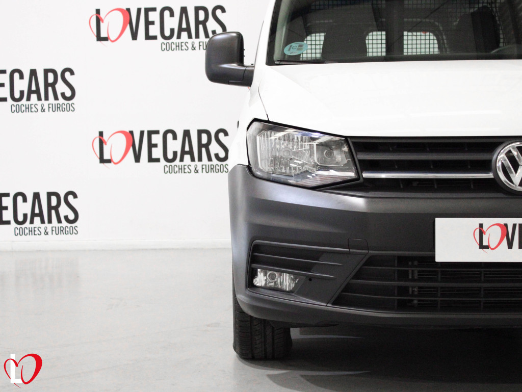 VOLKSWAGEN CADDY 2.0 TDI FURGON MAXI 102 de segunda mano