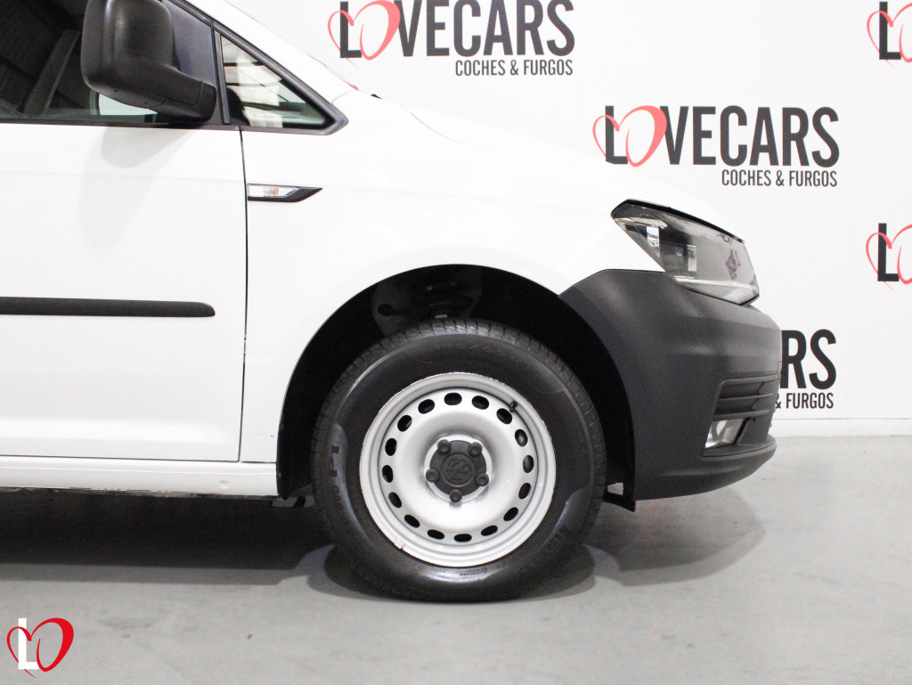 VOLKSWAGEN CADDY 2.0 TDI FURGON MAXI 102 de segunda mano