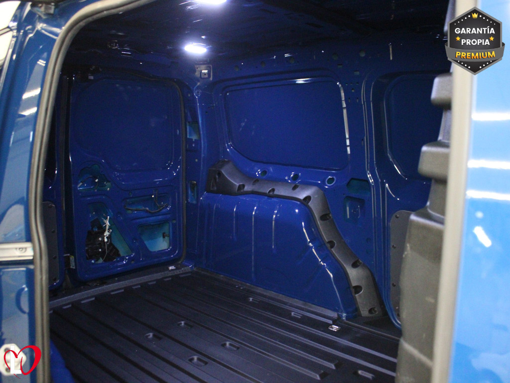 VOLKSWAGEN CADDY 2.0 TDI FURGÓN MAXI 6 VEL 102 de segunda mano