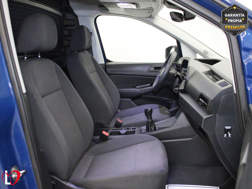 VOLKSWAGEN CADDY 2.0 TDI FURGÓN MAXI 6 VEL 102 de segunda mano