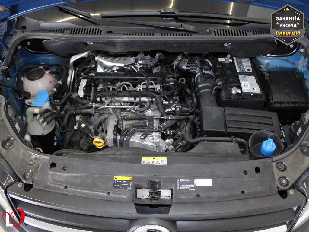 VOLKSWAGEN CADDY 2.0 TDI FURGÓN MAXI BUSINESS 102 de segunda mano