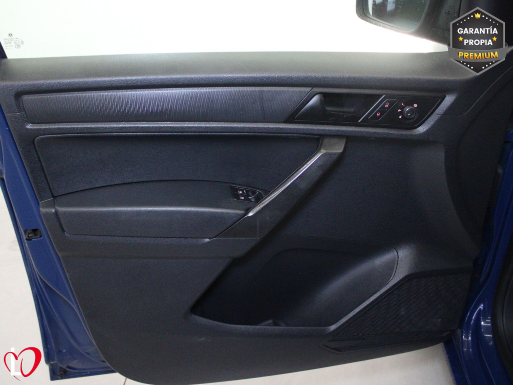 VOLKSWAGEN CADDY 2.0 TDI FURGÓN MAXI BUSINESS 102 de segunda mano
