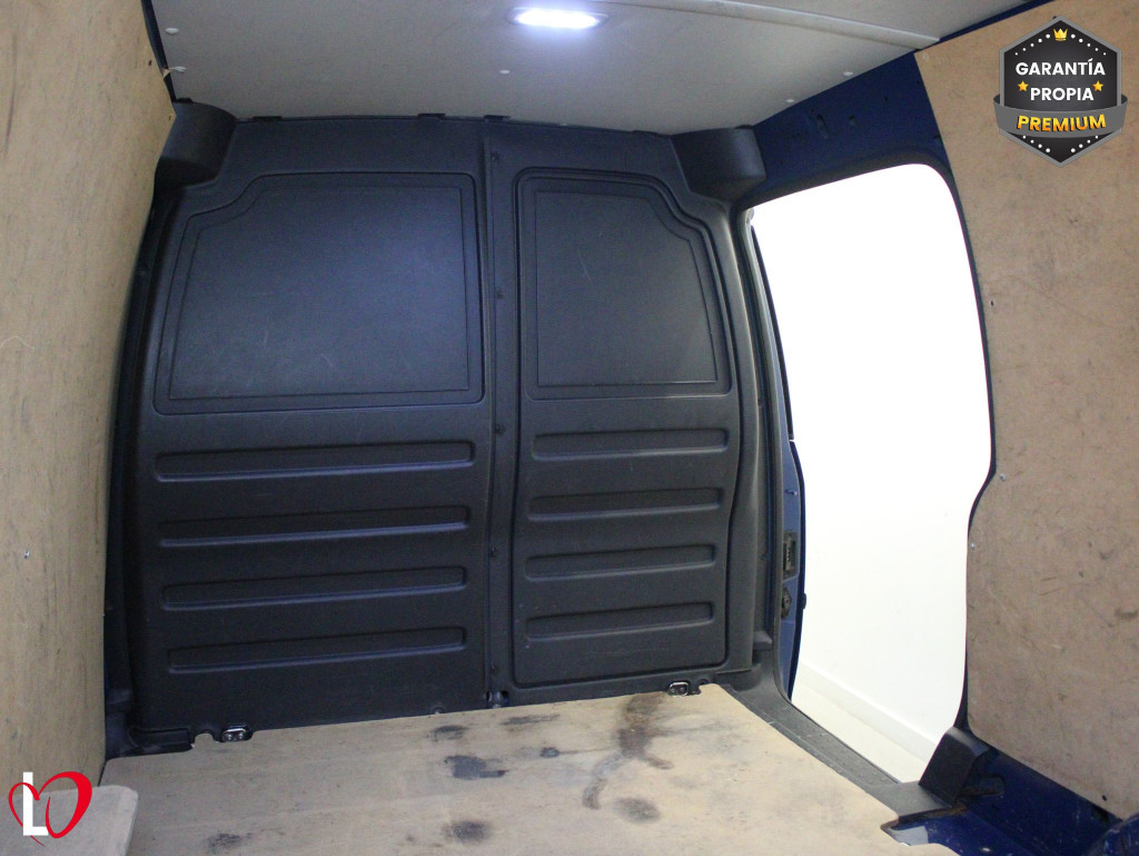 VOLKSWAGEN CADDY 2.0 TDI FURGÓN MAXI BUSINESS 102 de segunda mano