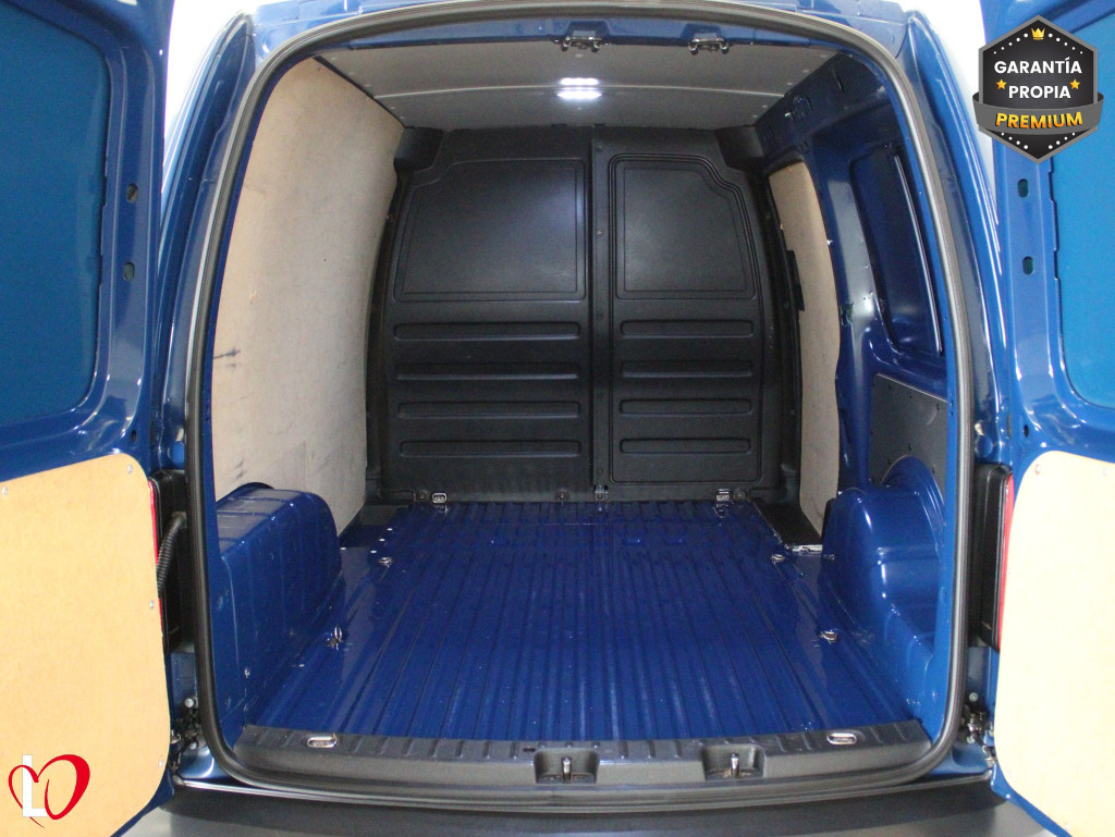 VOLKSWAGEN CADDY 2.0 TDI FURGÓN MAXI BUSINESS 102 de segunda mano