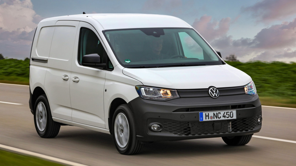 VOLKSWAGEN CADDY 2.0 TDI FURGÓN TALLER 6 VEL 75 de segunda mano