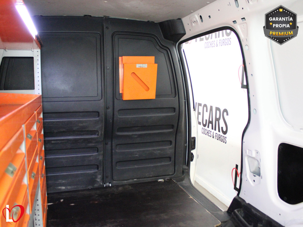 VOLKSWAGEN CADDY 2.0 TDI MAXI FURGÓN TALLER 4 MOTION 122 de segunda mano
