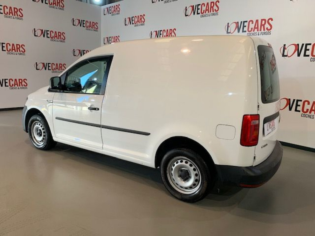 VOLKSWAGEN CADDY FURGÓN CERRADO 2.0 TDI de segunda mano