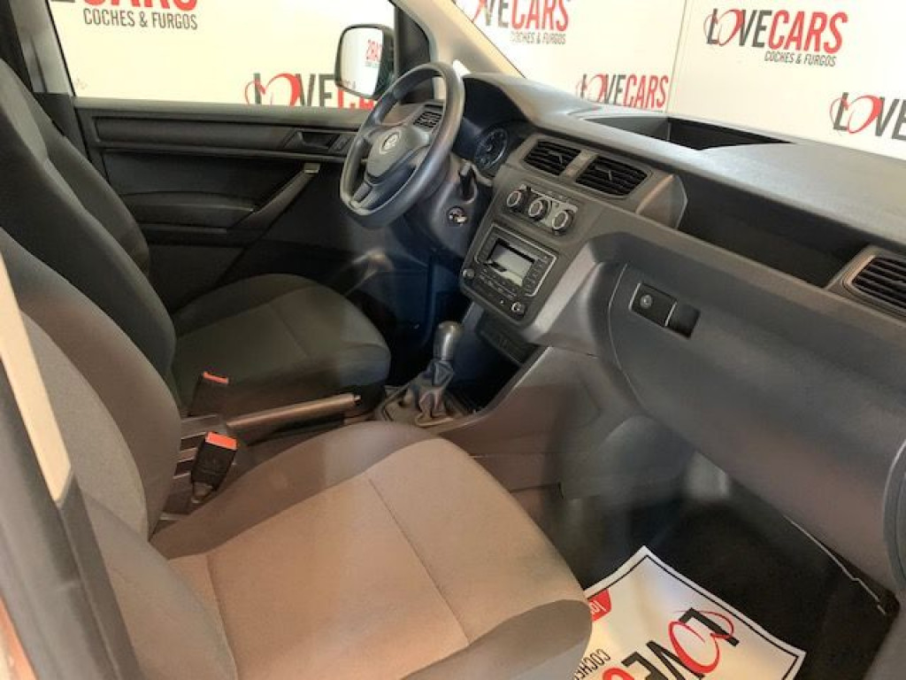 VOLKSWAGEN CADDY FURGÓN CERRADO 2.0 TDI de segunda mano