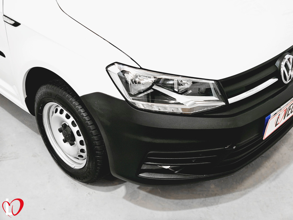 VOLKSWAGEN CADDY MAXI 2.0 TDI 4 MOTION FURGÓN MAXI 122 de segunda mano